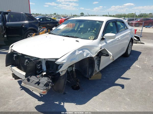 2012 CHRYSLER 300 Base/Limited