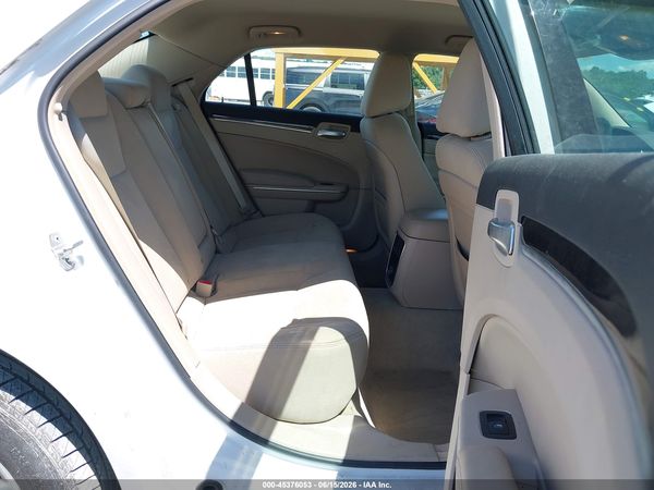 2012 CHRYSLER 300 Base/Limited