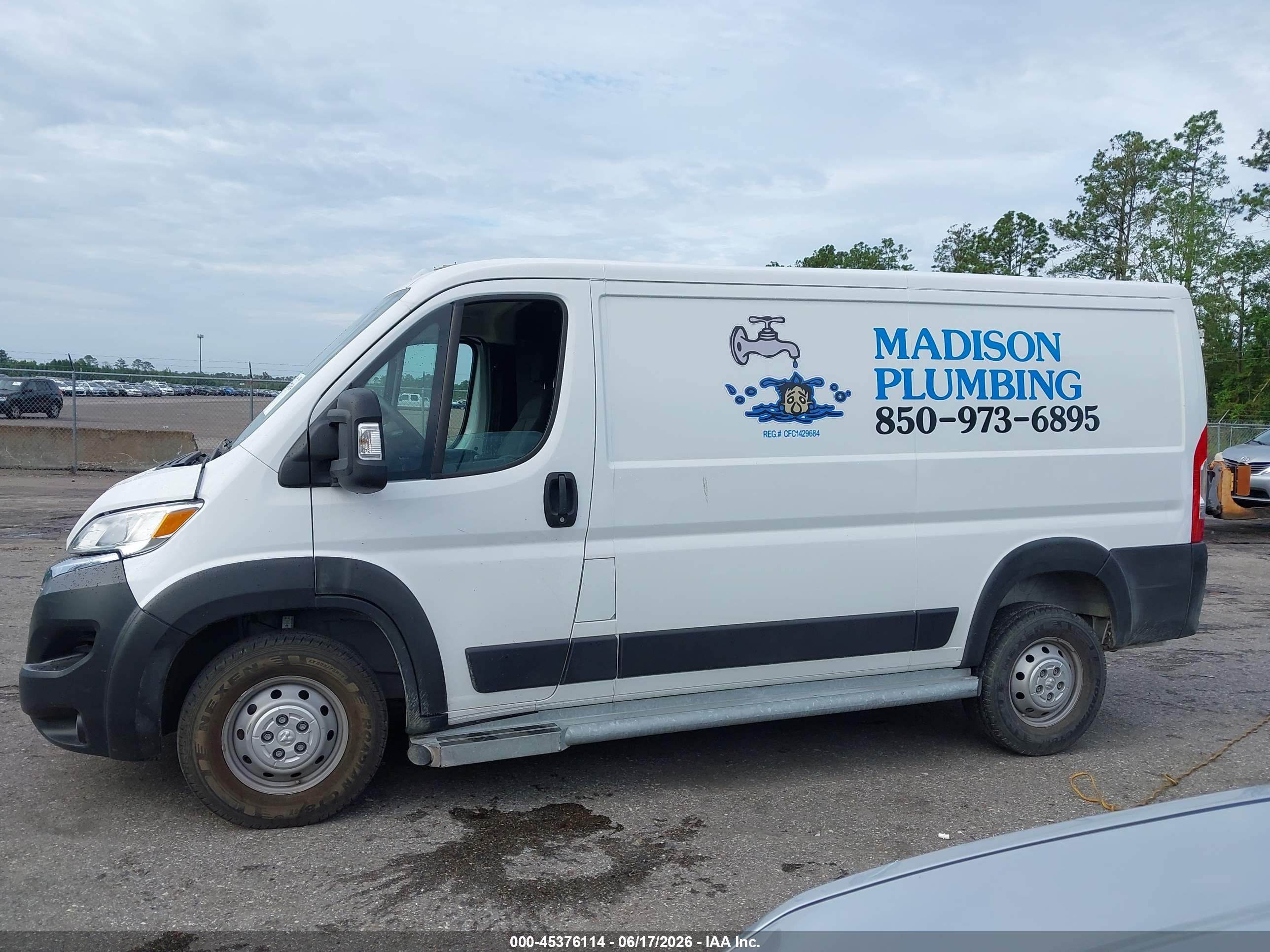 2023 RAM PROMASTER 2500 LOW ROOF 136 WB