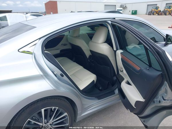 2025 LEXUS ES 300H 300h Premium