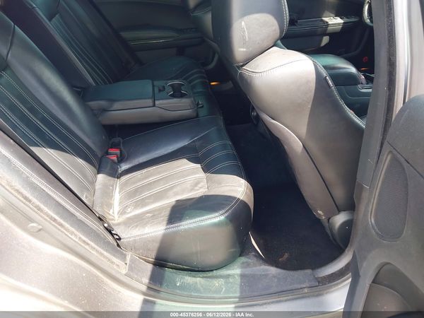 2012 CHRYSLER 300 S V6 — I8