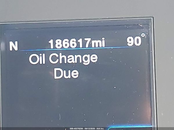 2012 CHRYSLER 300 S V6 — I118