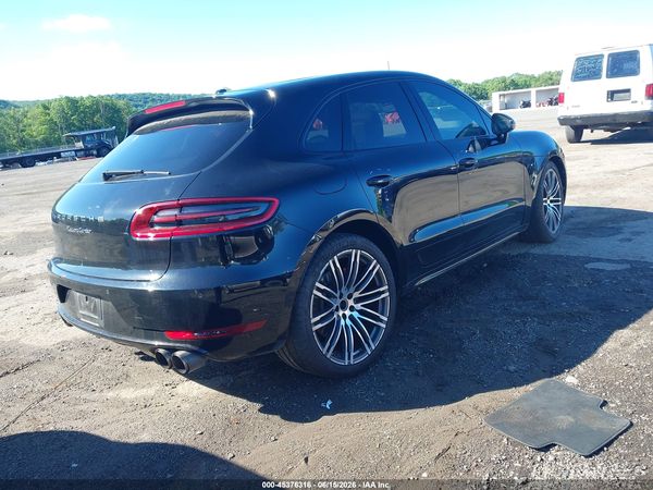 2017 PORSCHE MACAN TURBO