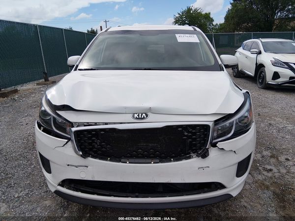 2017 KIA SEDONA LX