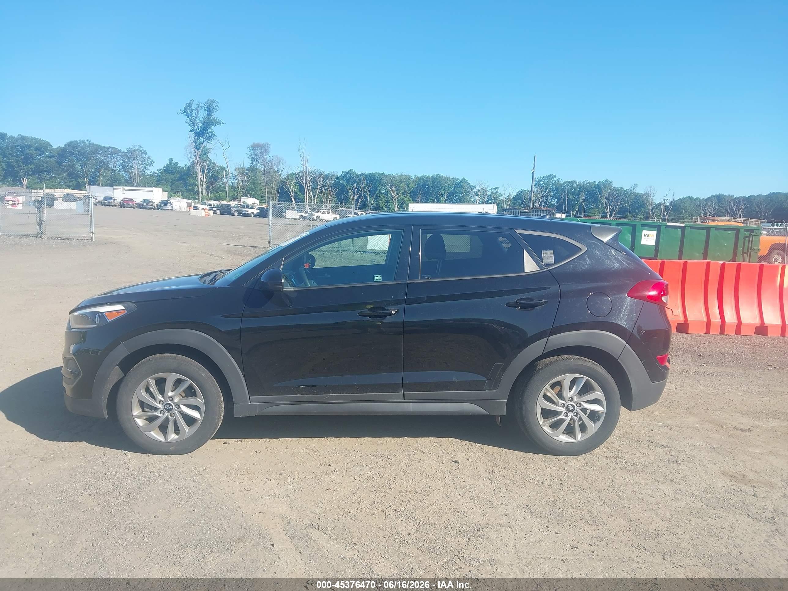2018 HYUNDAI TUCSON SE