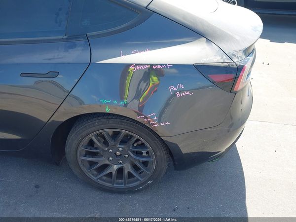 2025 TESLA MODEL 3