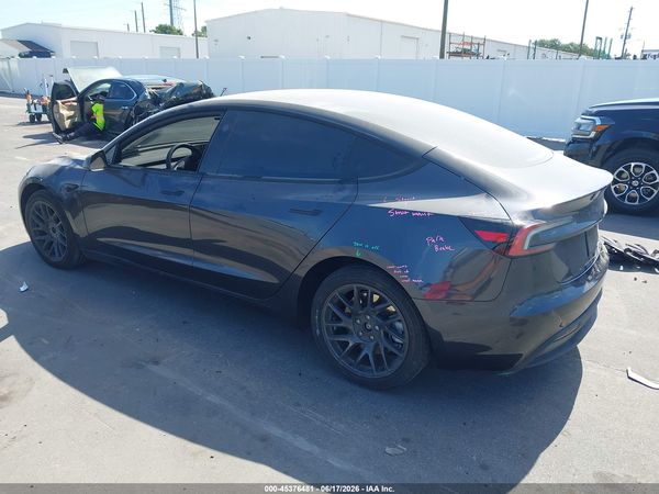 2025 TESLA MODEL 3