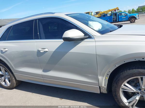 2020 AUDI Q8