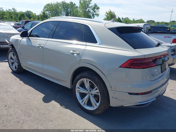 2020 AUDI Q8