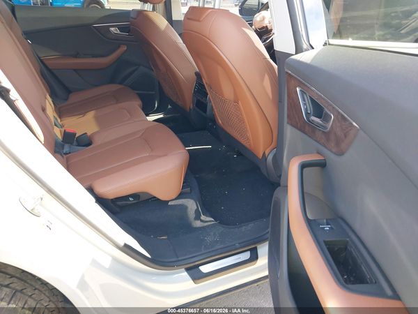 2020 AUDI Q8