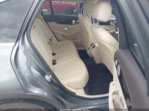2016 MERCEDES-BENZ GLC 300 4MATIC