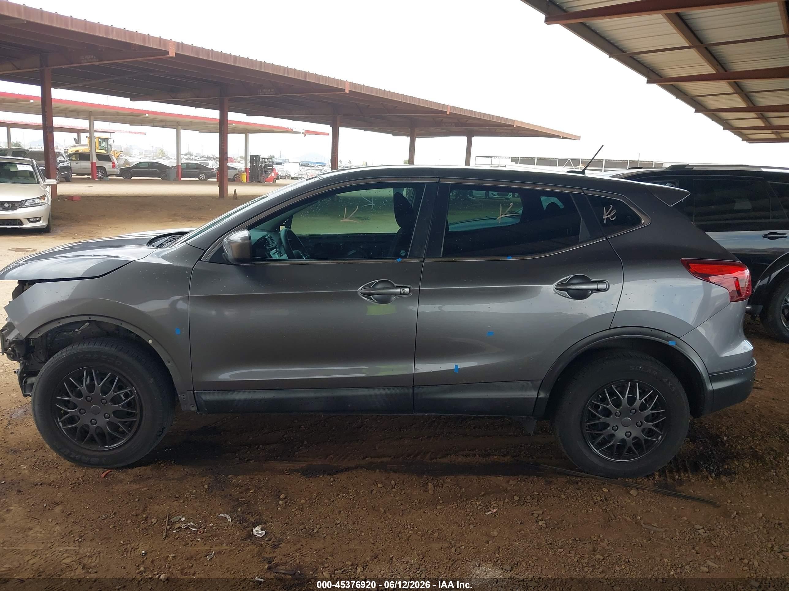 2018 NISSAN ROGUE SPORT S