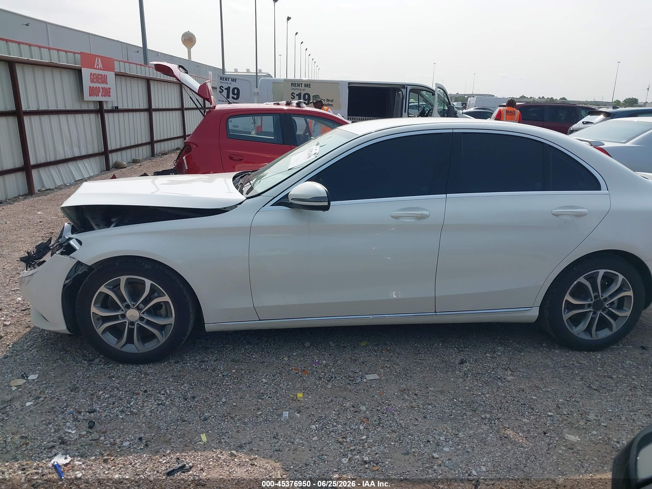 2017 MERCEDES-BENZ C 300 C300