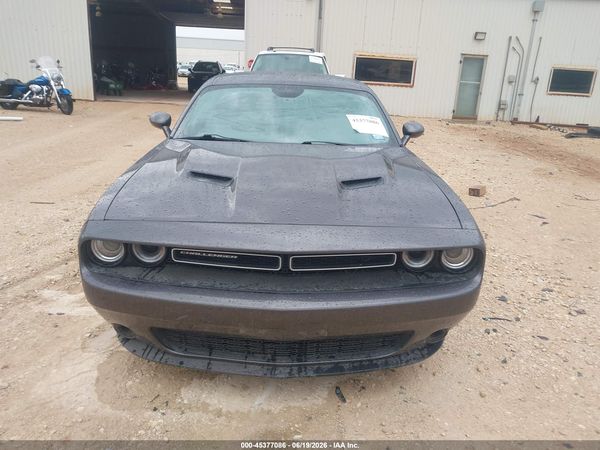 2018 DODGE CHALLENGER SXT