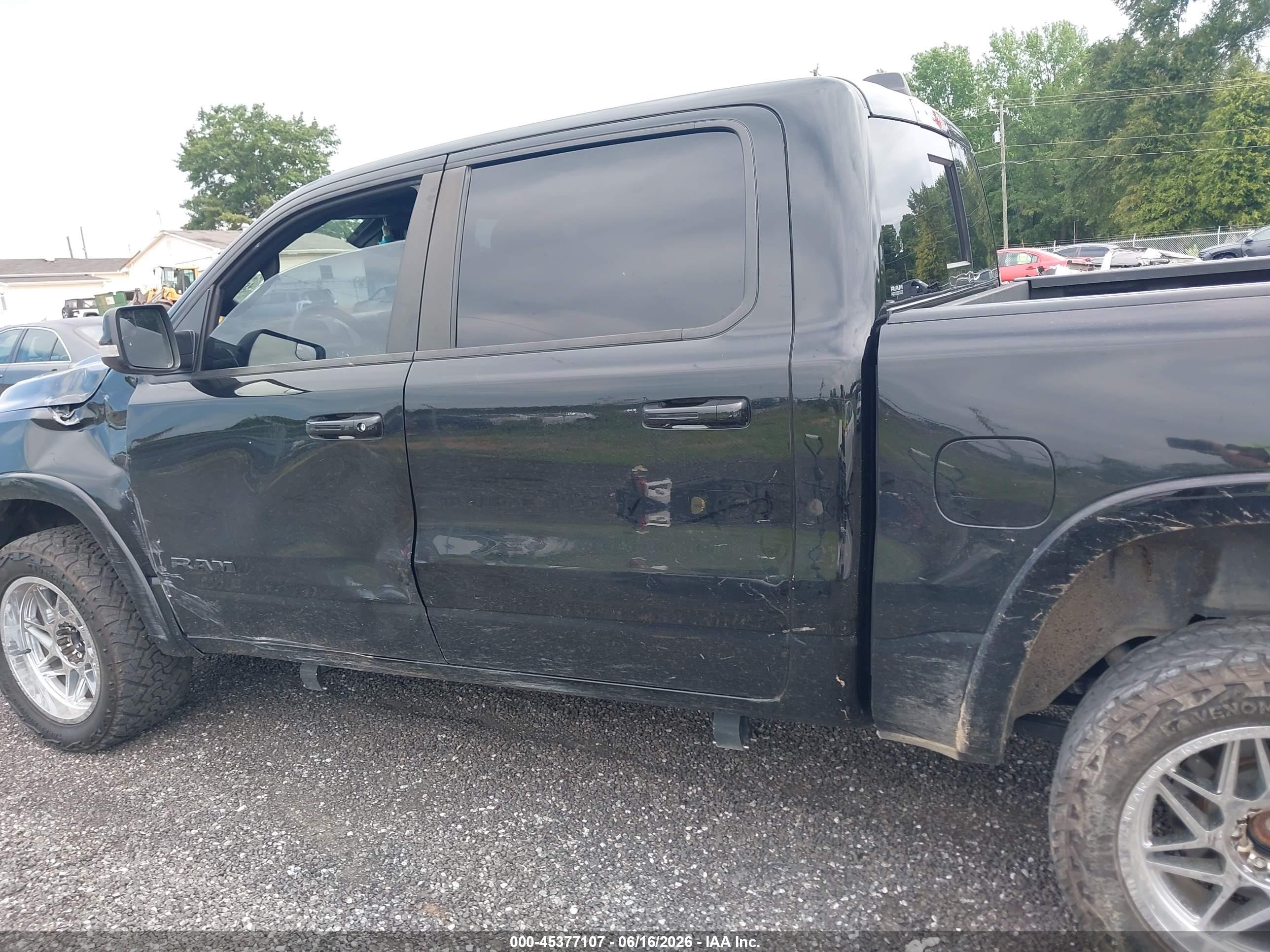2021 RAM 1500 LIMITED  4X4 5'7 BOX