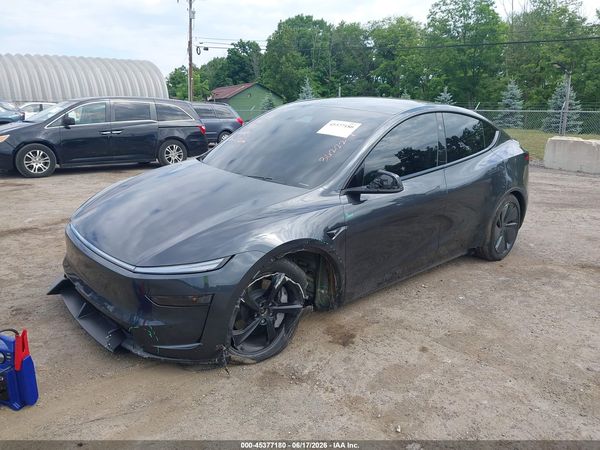 2026 TESLA MODEL Y