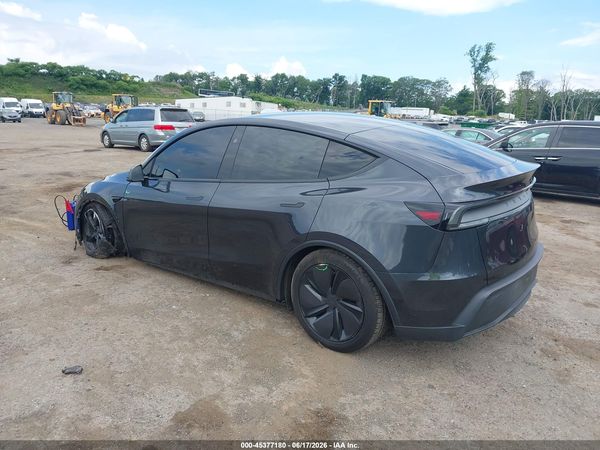 2026 TESLA MODEL Y