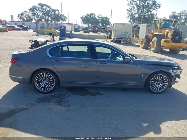 2020 BMW 740I