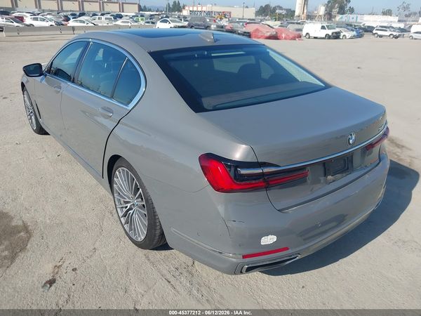 2020 BMW 740I