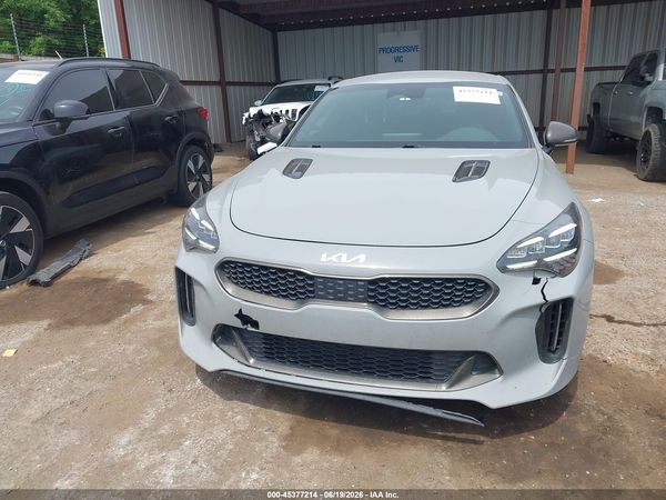 2023 KIA STINGER GT-LINE