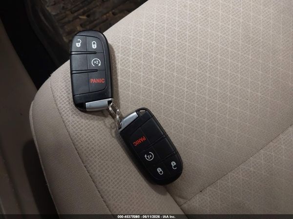2019 JEEP GRAND CHEROKEE LAREDO E 4X4