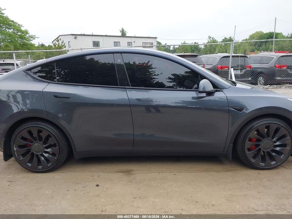2022 TESLA MODEL Y