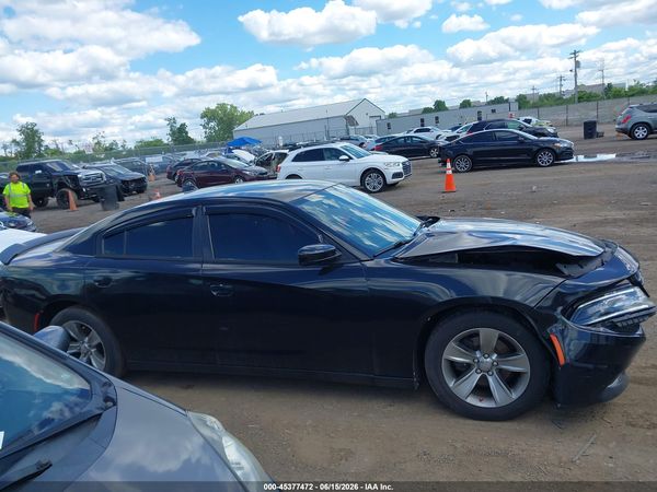 2015 DODGE CHARGER SXT