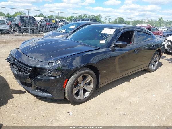 2015 DODGE CHARGER SXT