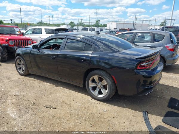 2015 DODGE CHARGER SXT