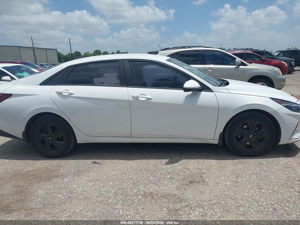 2022 HYUNDAI ELANTRA SEL