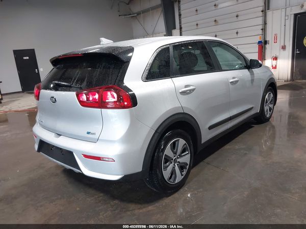 2018 KIA NIRO FE
