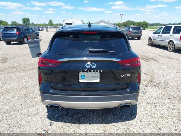 2021 INFINITI QX50 LUXE