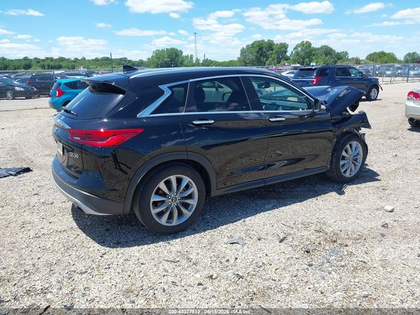 2021 INFINITI QX50 LUXE