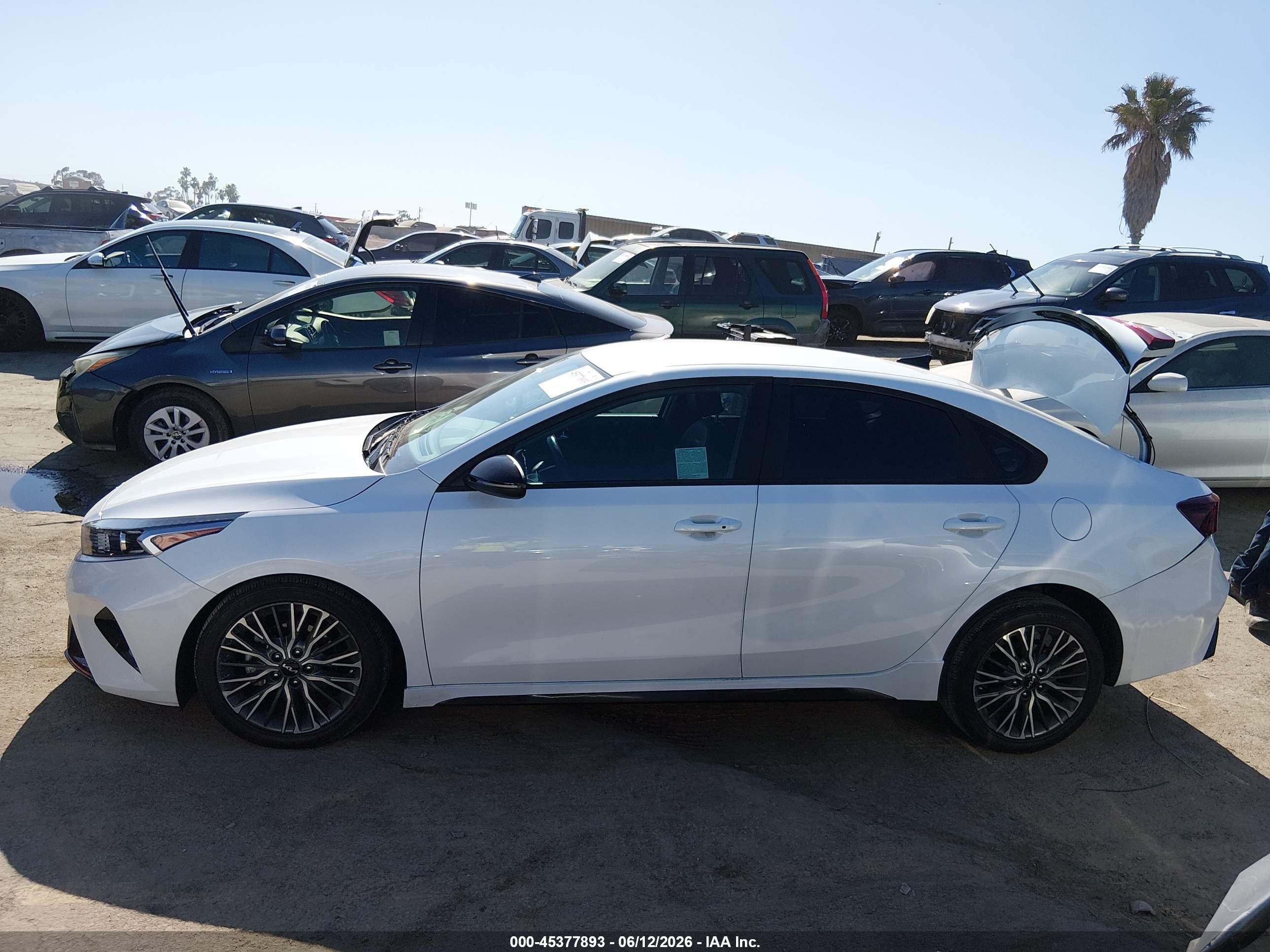 2023 KIA FORTE GT-LINE