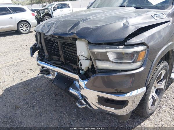2019 RAM 1500 LARAMIE  4X4 6'4 BOX