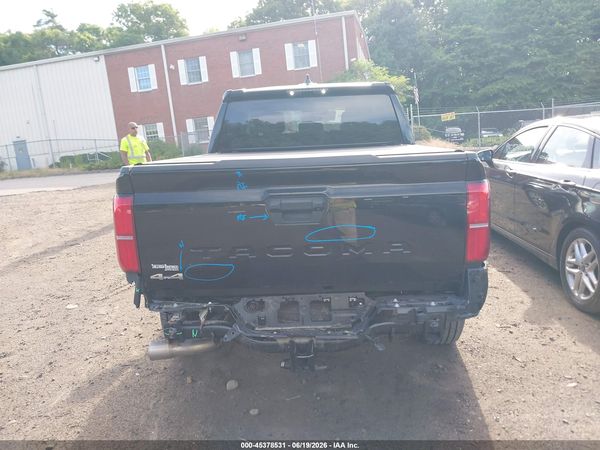 2025 TOYOTA TACOMA SR