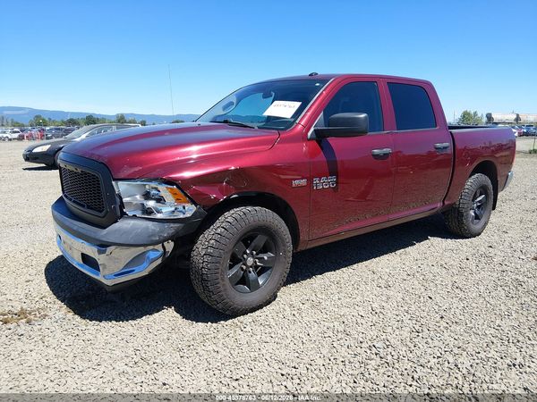 2016 RAM 1500 ST