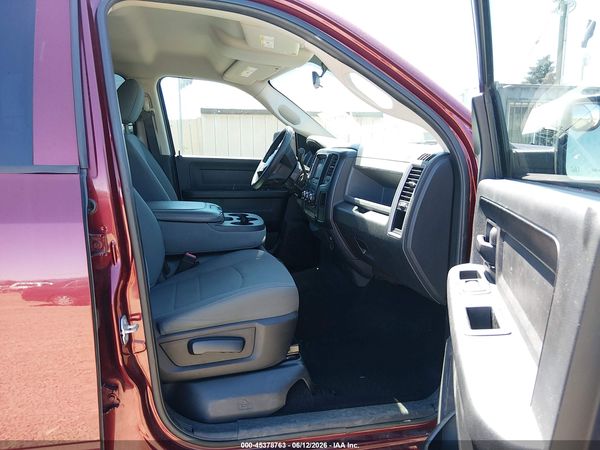 2016 RAM 1500 ST