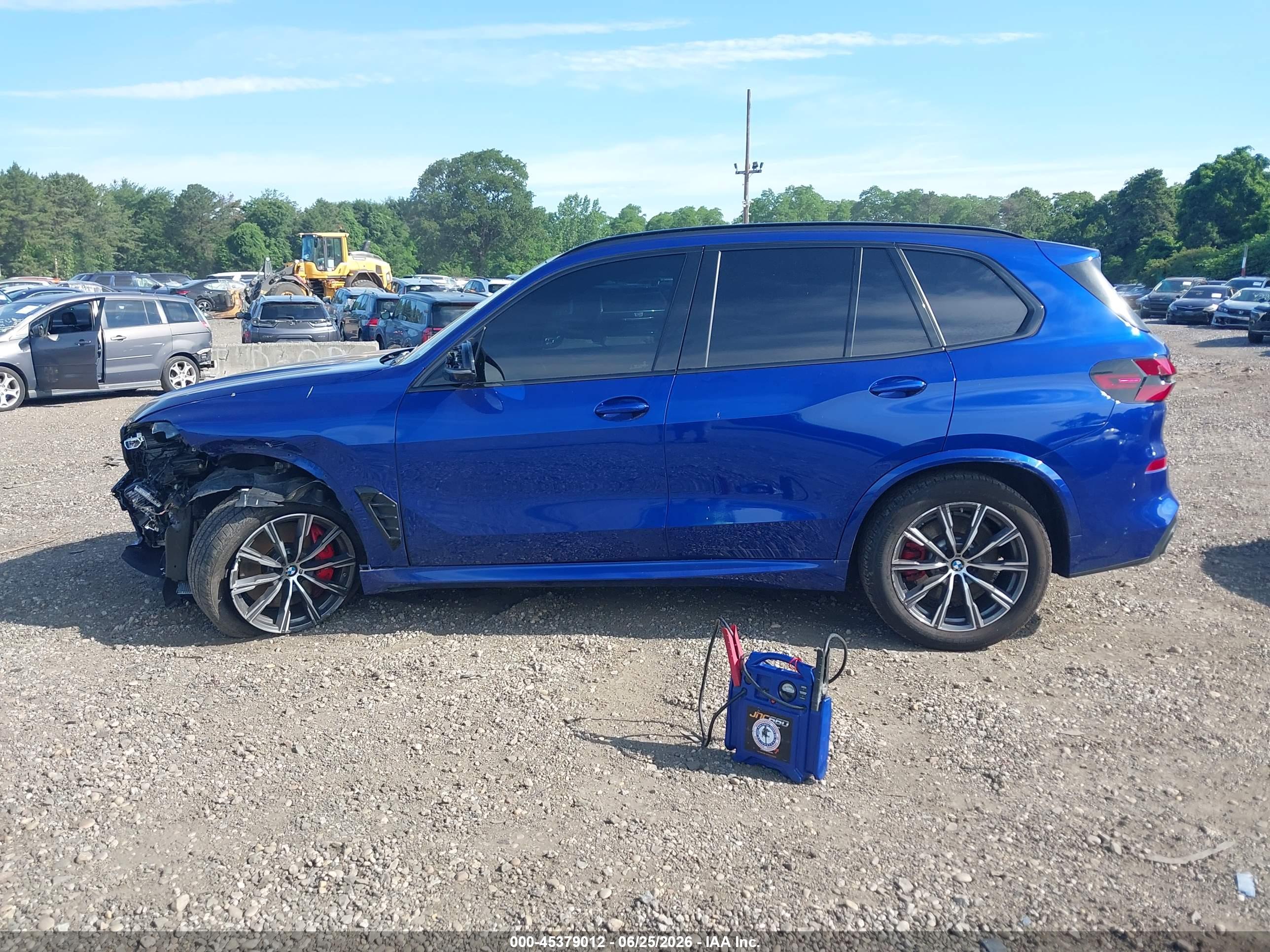 2025 BMW X5 M60I