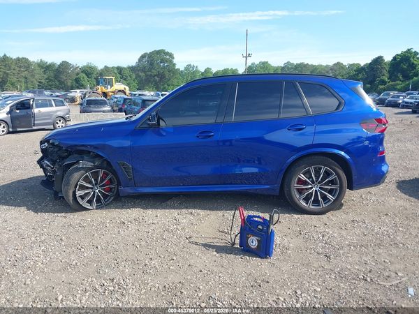 2025 BMW X5 M60I
