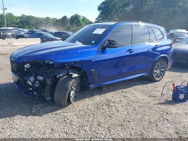 2025 BMW X5 M60I