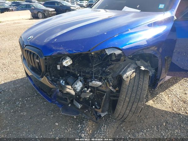2025 BMW X5 M60I