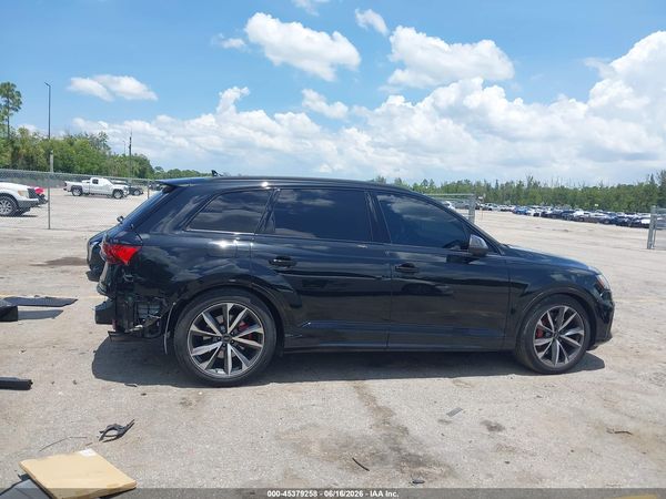 2023 AUDI SQ7