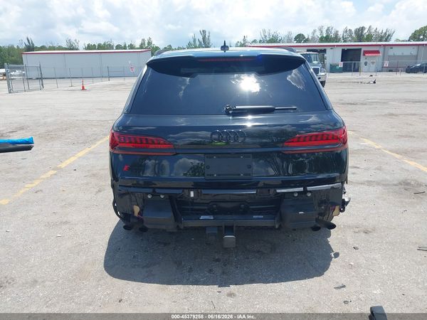 2023 AUDI SQ7