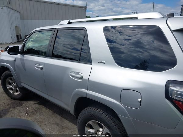 2016 TOYOTA 4RUNNER SR5