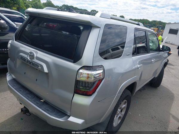 2016 TOYOTA 4RUNNER SR5
