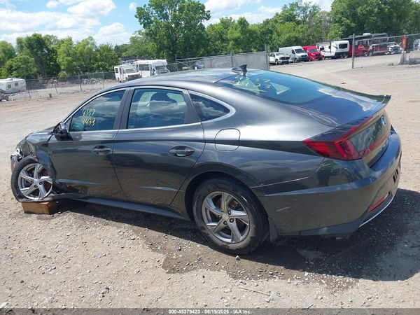 2022 HYUNDAI SONATA SE