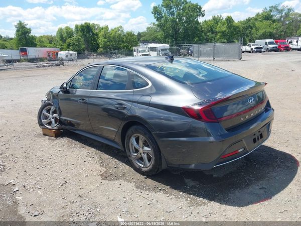 2022 HYUNDAI SONATA SE