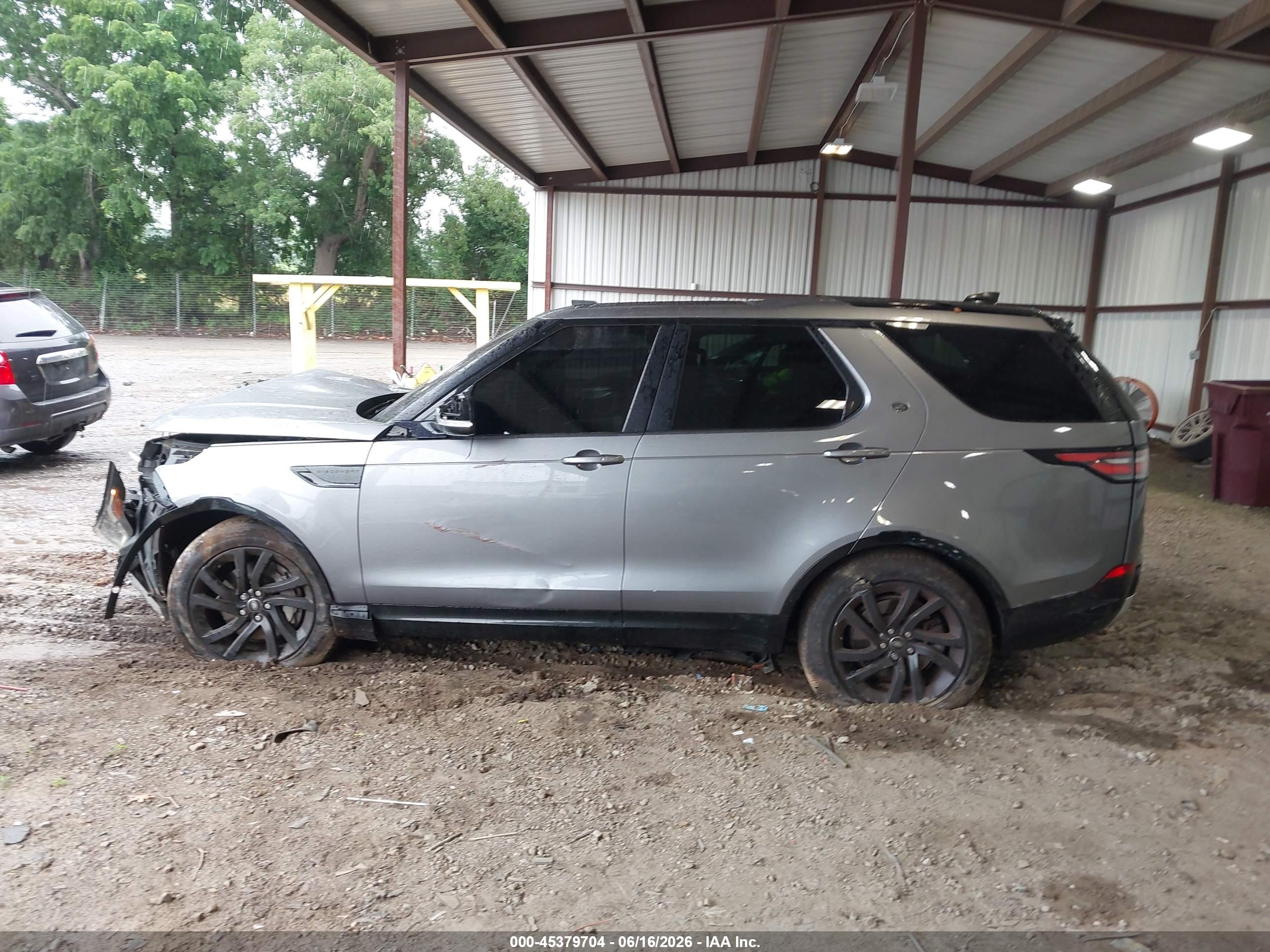2020 LAND ROVER DISCOVERY LANDMARK EDITION