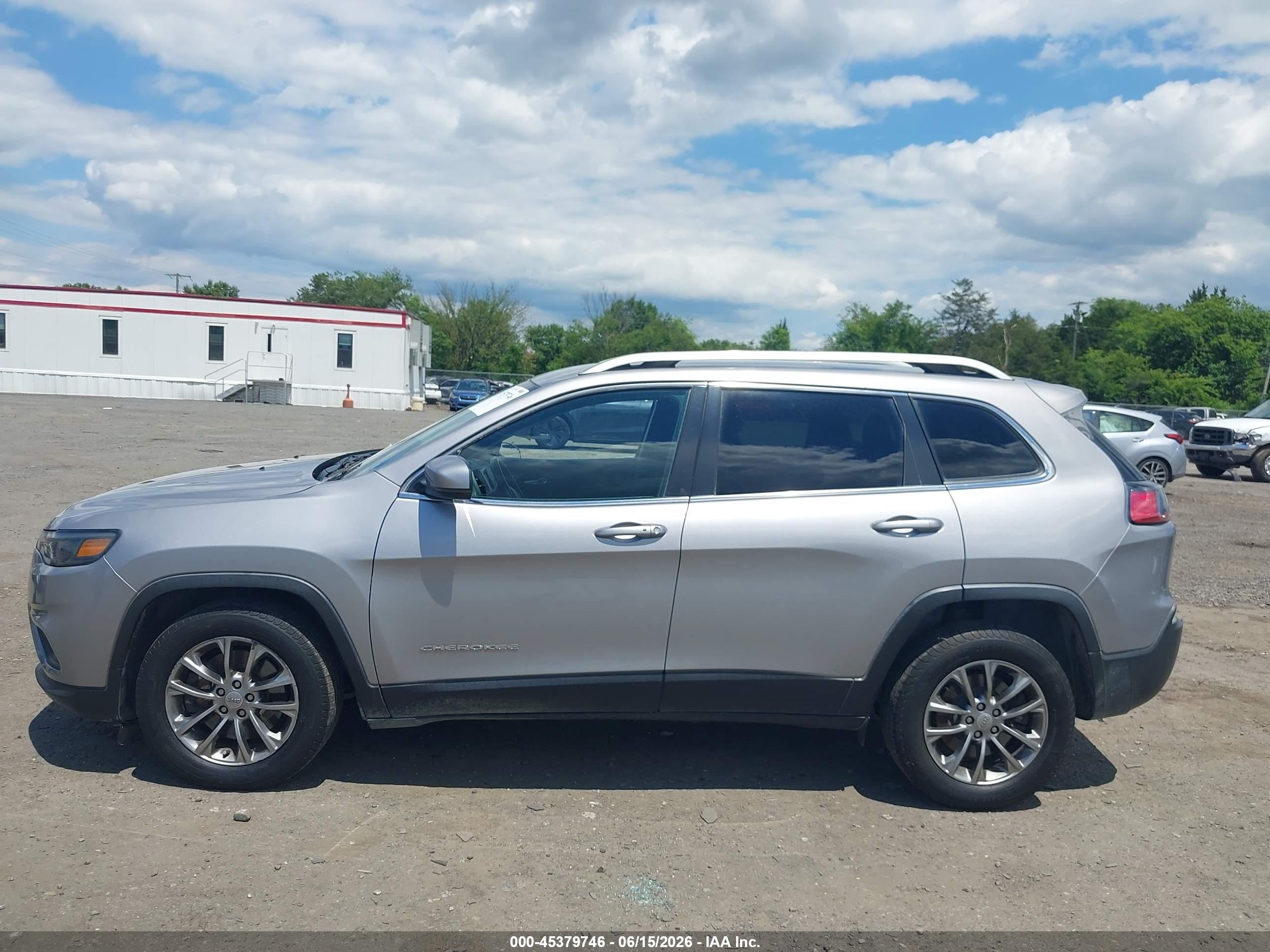 2020 JEEP CHEROKEE LATITUDE LUX FWD